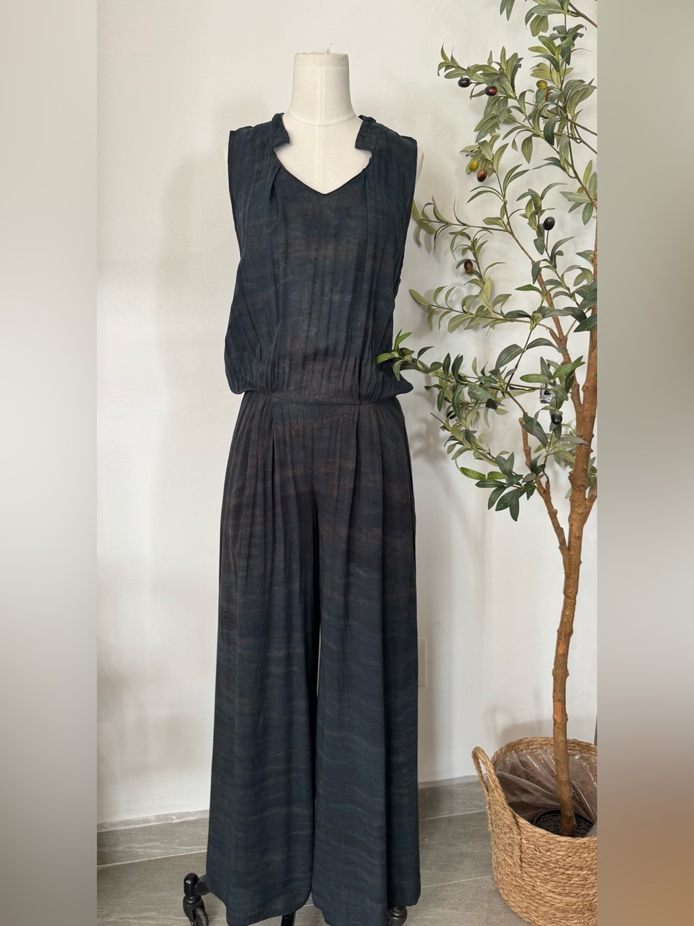 Tina‎ + Jo XS Black Tie Dye Wide Leg Jumpsuit Open Back Sleeveless Boho Romper